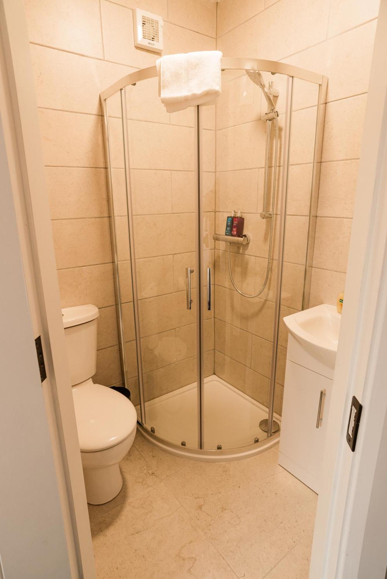 Westwood Court Hotell Galway Eksteriør bilde